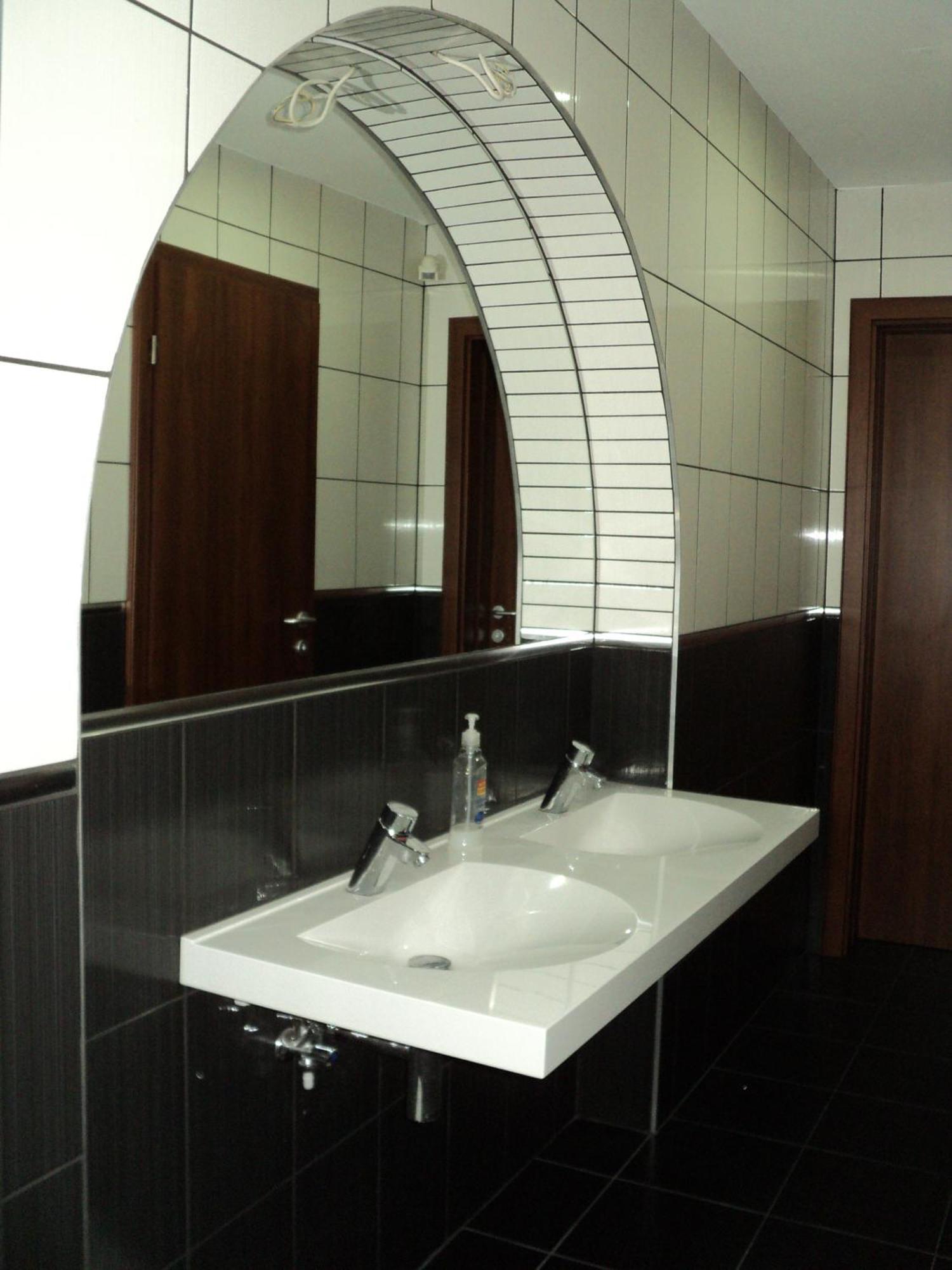 Kovacs Hotel Superior Vasarosnameny Luaran gambar